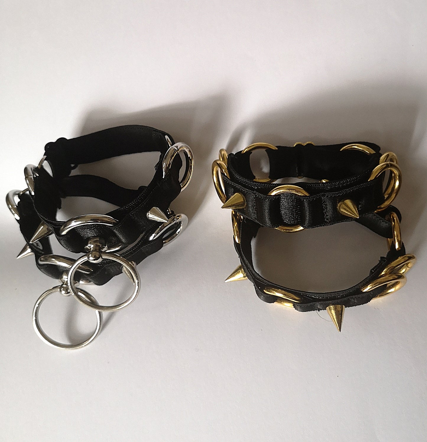 O Ring Spike Cuff(X1)