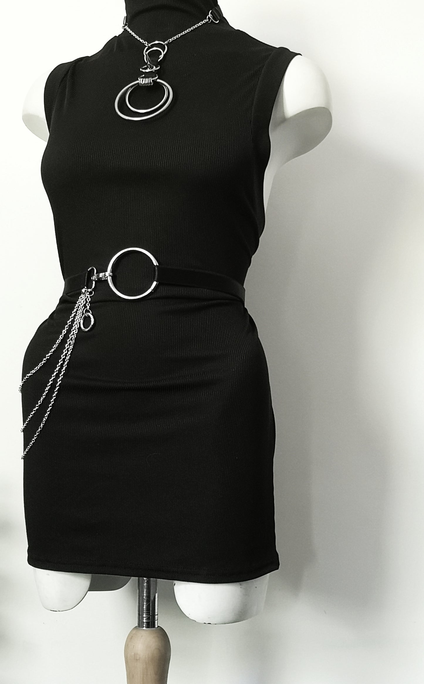 XL Ring Drape Chain Belt