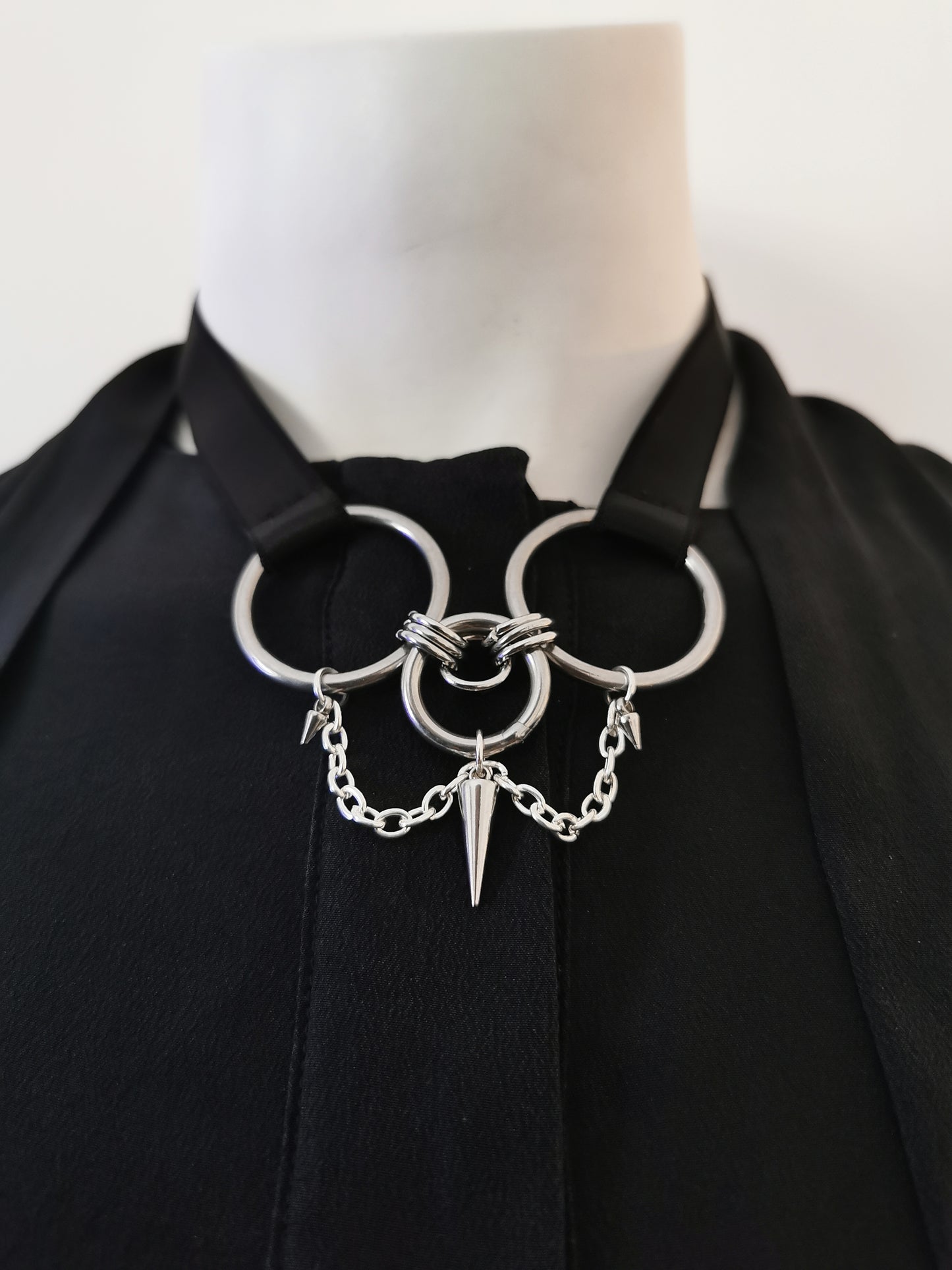 Drape Spike Ring Choker (Ready to Ship)