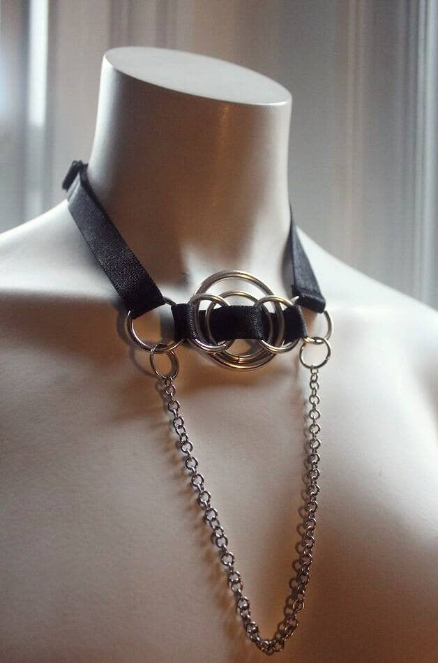 Devyn O Ring Chain Choker (adjustable)