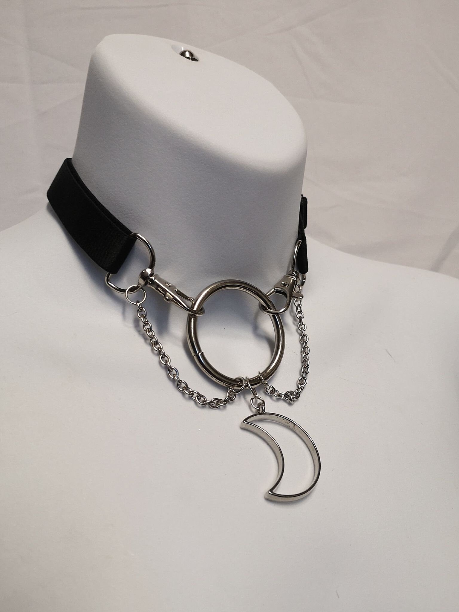 Crescent Moon Adjustable Chain Choker